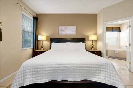 590e05e9 5dbe 4c9b a686 dbed8f563f37