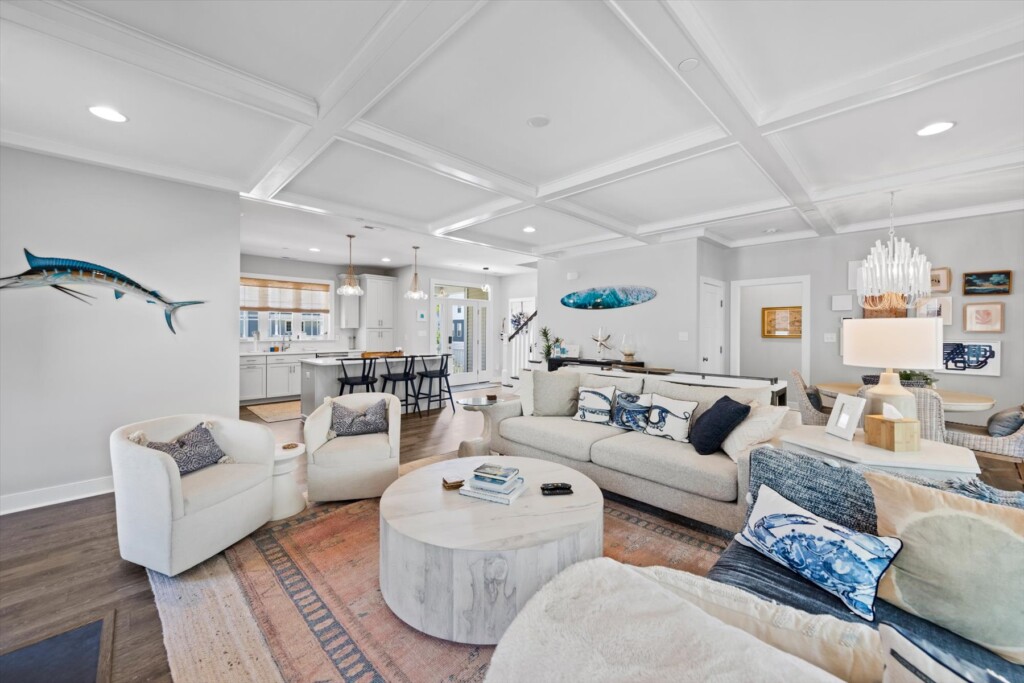 Sitting room with harbour-town styling in an Annapolis rental home